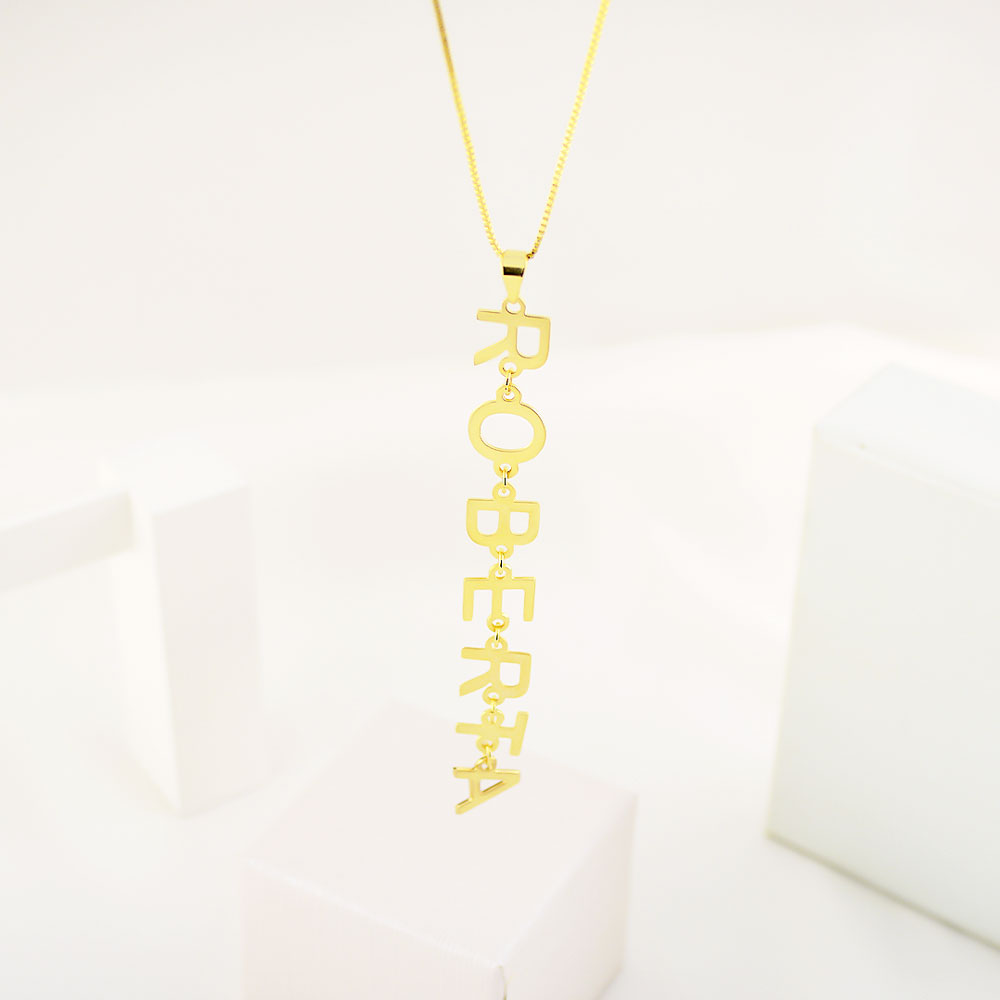 Colar Gravata Personalizado com Nome Vertical e Letra Menor, Banhado - Imagem 7