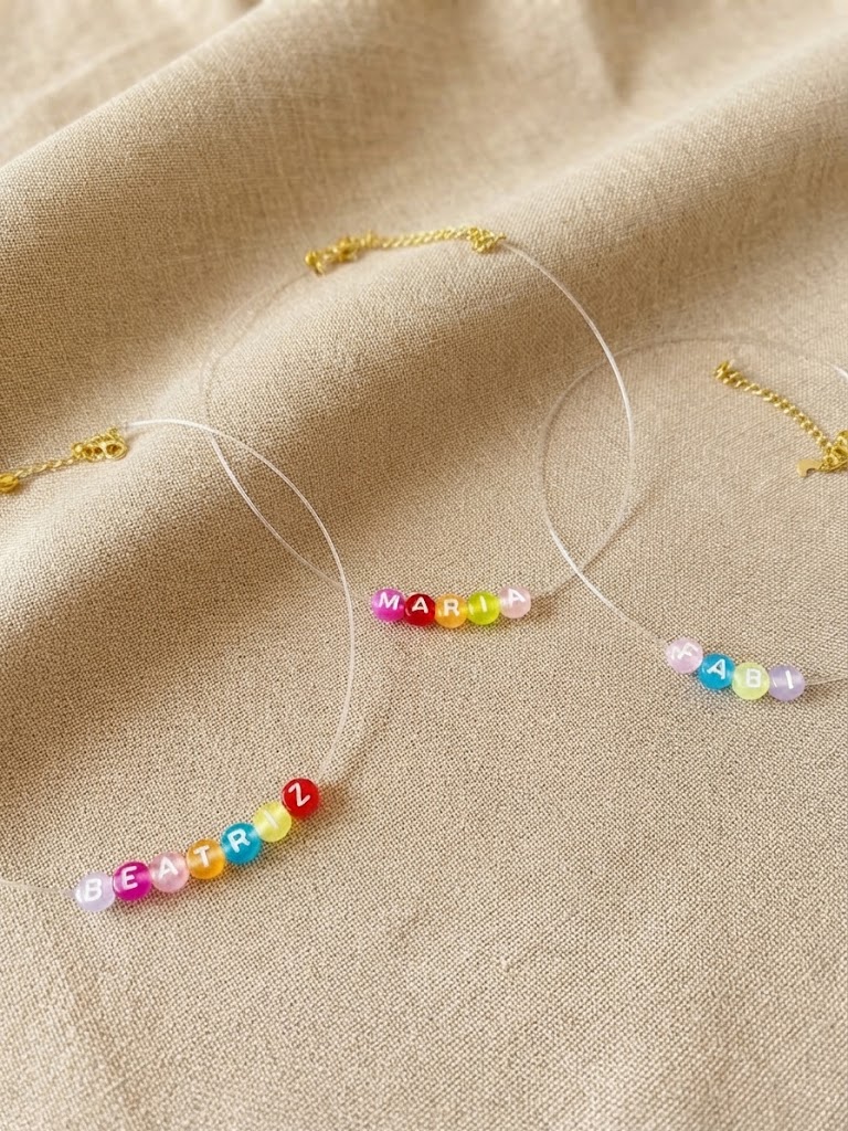 Colar Miçangas com Nome Colorido no Fio de Nylon, Personalizado
