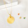 Whats-App-Image-2022-11-23-at-15-40-23.jpg Colar Redondo Personalizado, Frase com Pingente Strass, Banhado a Ouro