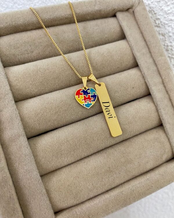 Colar Autismo, Coração + Plaquinha Personalizado com Nome, Banhado