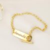 b0cff7fd-ca4b-41aa-a26b-2770e5099da4.jpg Pulseira Personalizada, com Nome Vazado e Fecho de Encaixe