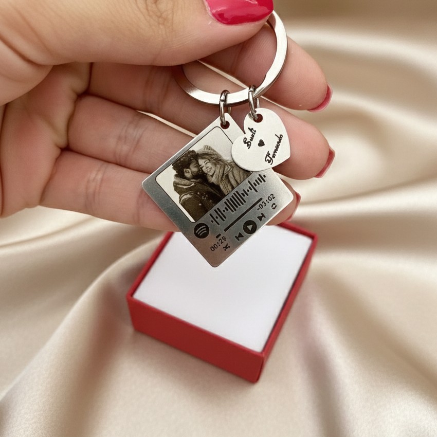Chaveiro Quadrado, Personalizado com Dados Casal e Spotify, Aço Inox - Imagem 4