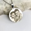 WhatsApp Image 2026-05-29 at 12.46.25 Colar Redondo, Personalizado com Foto Gravação, Aço Inox