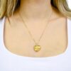 Colar-Coracao-Trancado-Organico-Dobras-Entrelacado-Banhado-a-Ouro-18k.jpg Colar Coração Orgânico Trançado Dobras Entrelaçado, Banhado a Ouro 18k