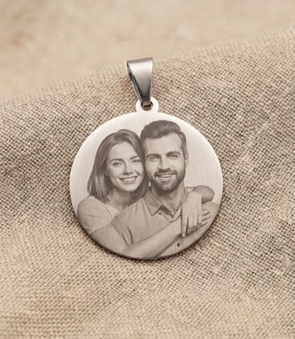Pingente Inox Redondo, Personalizado com Foto Gravação. - Imagem 2