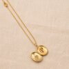 Colar Relicário Oval Família, Banhado a Ouro 18k